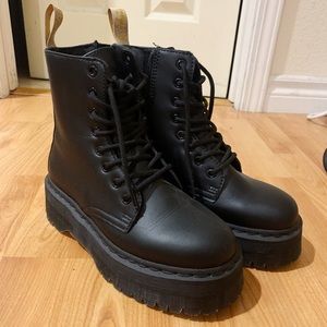 ❌ SOLD ❌ Dr Martens Jadon II Mono Platform Boots